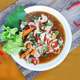 ยำหมูยอปูอัด