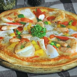 Pizza Seafood Cocktail