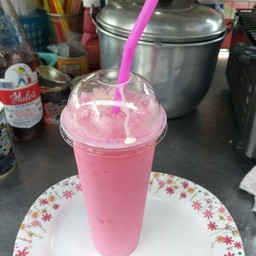 นมชมพูเย็น