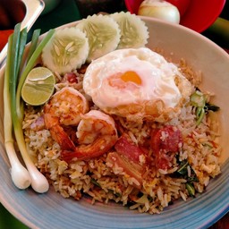 ข้าวผัดไอเลิฟยู้
