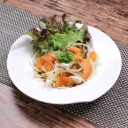 YUM SALMON