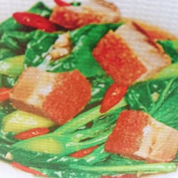 คน้าหมูกรอบเป็นกับ