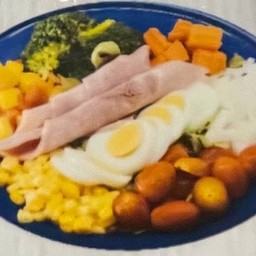 Ham&egg Salad with garlic Toast