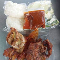 คอหมูย่าง แม่สำอางค์