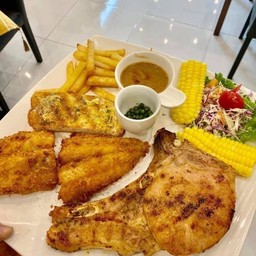 สเต็กพอร์คชอพ + สเต็กปลาดอลลี่ ลด 10% ส่งฟรี