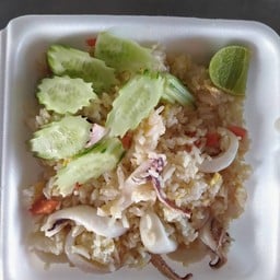 ข้าวผัดทะเล
