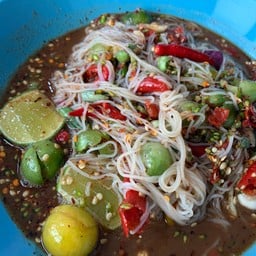 ซั่วข้าวปุ้นกากหมูกะปิ