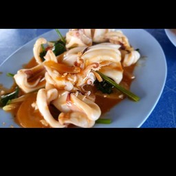 หมึกผัดไข่เค็ม