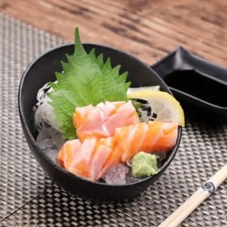 Toro Salmon (3 pcs)