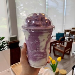 บลูเบอร์รี่โยเกิร์ตสมูทตี้