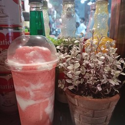 สตอเบอร์รี่-โยเกริต 22oz.