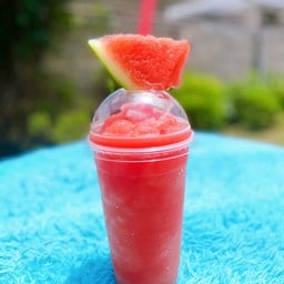 น้ำผลไม้ปั่น Smoothies House