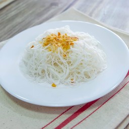 เส้นหมี่ลวก