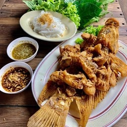 เมี่ยงปลาทับทิมทอด