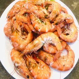 กุ้งแช่บ๊วยอบเกลือจานใหญ่ไซด์ใหญ่