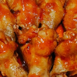 ปีกไก่เหล้าแดงแม่มาลี