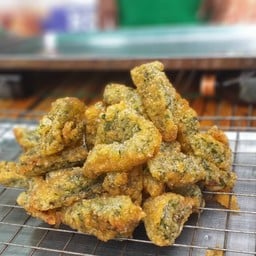 กุ้ยช้ายทอด มิคหม่ำ ตลาดหนองใหญ่
