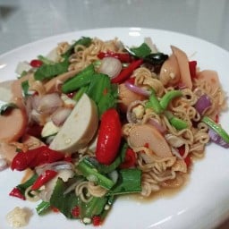 ยำชนะ
