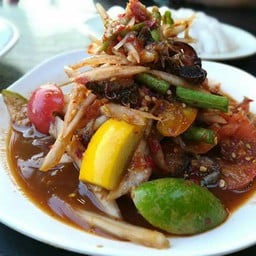 สัมตำปูปลาร้า(ปูจืด)