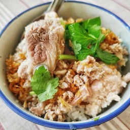 ข้าวต้มแห้งอิ่มยันเงา