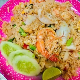 ข้าวผัดทะเล
