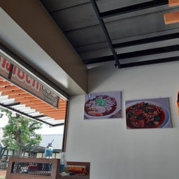 ก๋วยเตี๋ยวเป็ดเจ้าคุณย่าศรีราชา