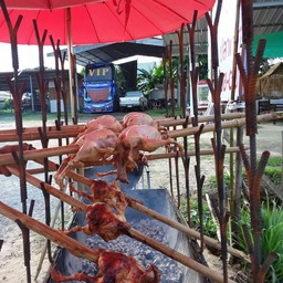 ร้านเจ้าคุณปู่ไก่หัน ส้มตำเมืองศรี