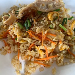 ข้าวผัดหมู