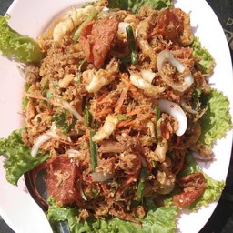 ยำสามกรอบ กรอบจัด เหมือนกัดแก้ว