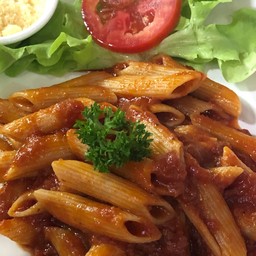 Spaghetti or Penne Bolognese Sauce