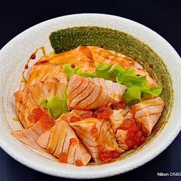 No.85 ข้าวถ้วยปลาแซลมอนย่าง+ซุป