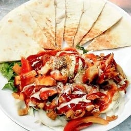 เคบับไก่ผัดไทยหน้าโซอี้