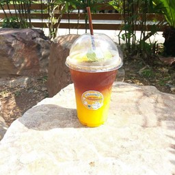 แบล็คออเร้นจ์