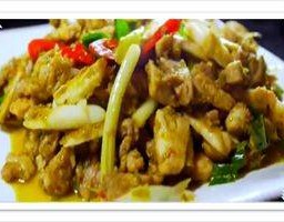 ไก่บ้านผัดกระวาน