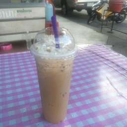กาแฟนมสดเย็น
