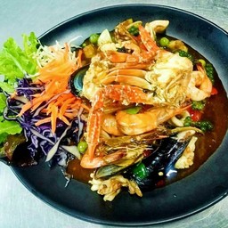 ผัดฉ่าทะเลรวม