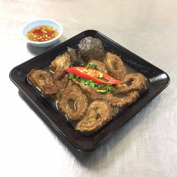 ไส้หมูพะโล้