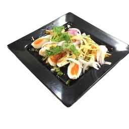 ยำไข่เค็ม