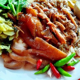 ข้าวขาหมู,ก๋วยเตี๋ยวไก่ พุทธมณฑลสาย4