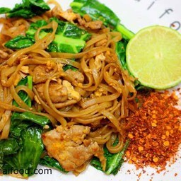 ผัดซีอิ้วเส้นเล็ก