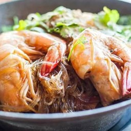 กุ้งอบวุ้นเส้น