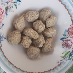 ร้านขนมจีนเด็กเส้น(เจ้สุ ลูกชิ้นปลาระเบิด)