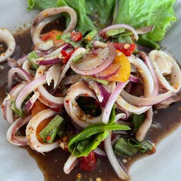 ยำปลาหมึกปลาร้า