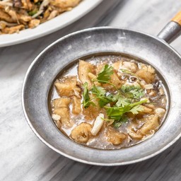 กระเพาะปลาน้ำแดง