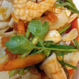 หมึกผัดไข่เค็ม