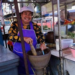 ร้านส้มตำแม่มะลิยกล้อแซ่บๆ