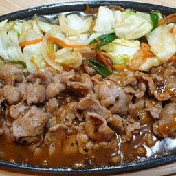 หมูผัดซีอิ้วกระทะร้อน