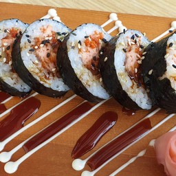 แซลมอนทอด มากิ