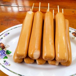 แม่รุ้งลูกชิ้นทอด