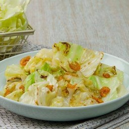 New! กะหล่ำปลีผัดน้ำปลากุ้งแห้งกรอบ